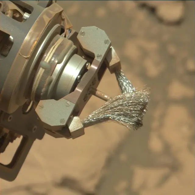 Sol 1811: Mast Camera (Mastcam)