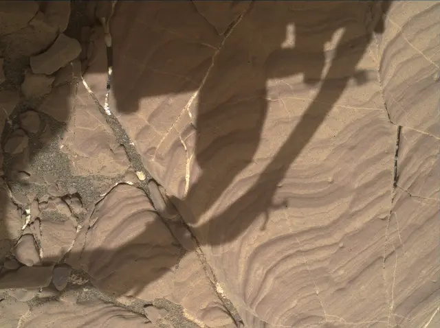 Sol 1811: Mars Hand Lens Imager (MAHLI)