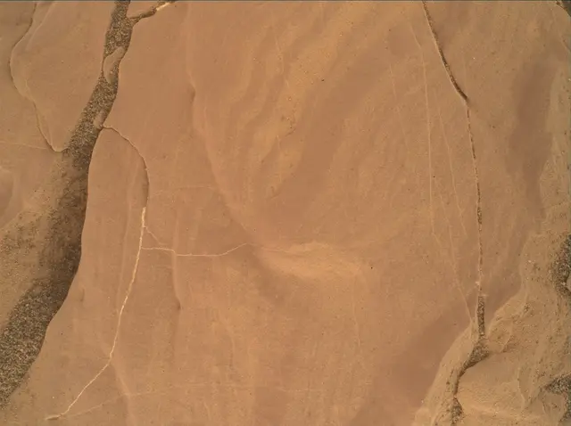 Sol 1811: Mars Hand Lens Imager (MAHLI)