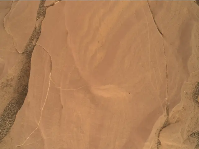 Sol 1811: Mars Hand Lens Imager (MAHLI)