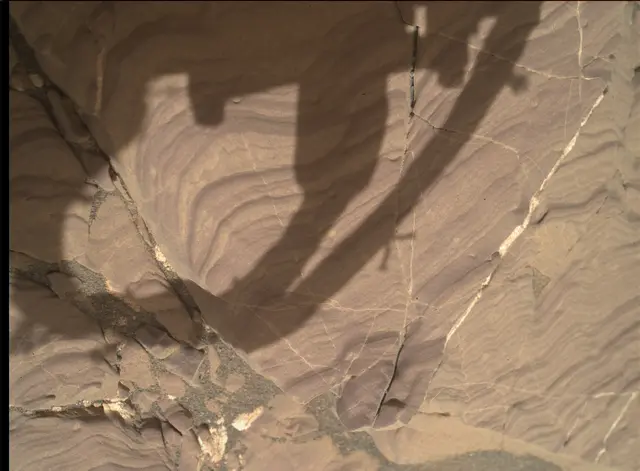 Sol 1811: Mars Hand Lens Imager (MAHLI)