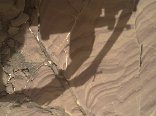 Sol 1811: Mars Hand Lens Imager (MAHLI)