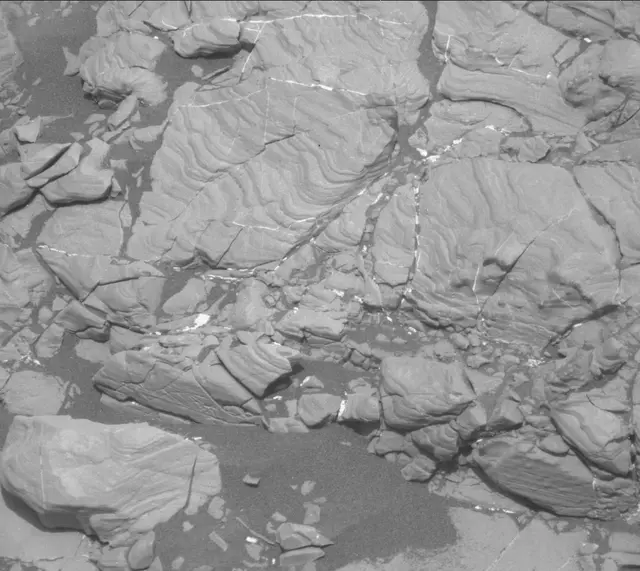 Sol 1812: Mast Camera (Mastcam)