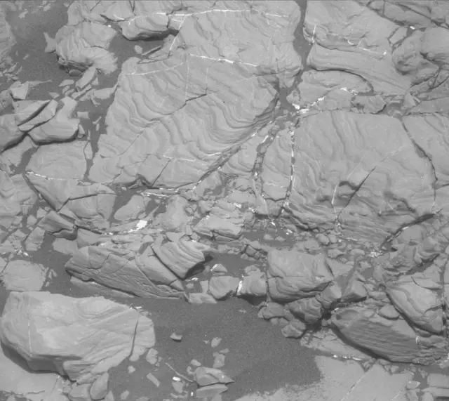 Sol 1812: Mast Camera (Mastcam)