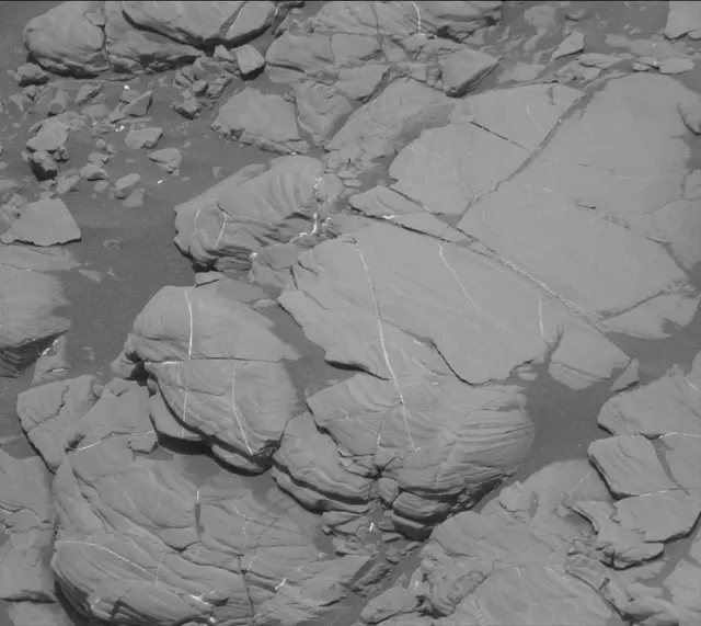Sol 1812: Mast Camera (Mastcam)