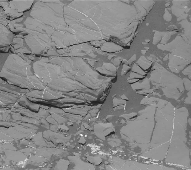 Sol 1812: Mast Camera (Mastcam)