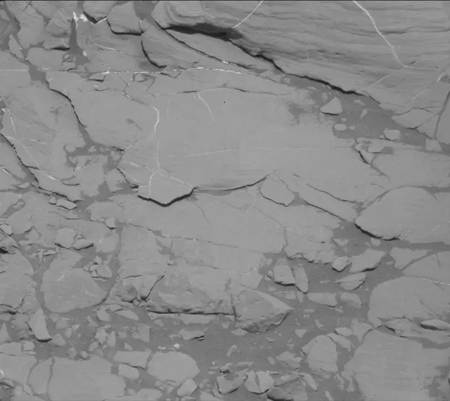 Sol 1812: Mast Camera (Mastcam)