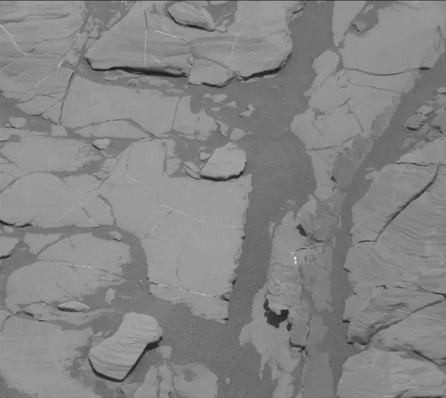 Sol 1812: Mast Camera (Mastcam)
