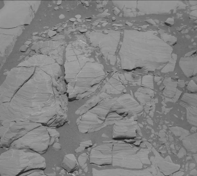Sol 1812: Mast Camera (Mastcam)