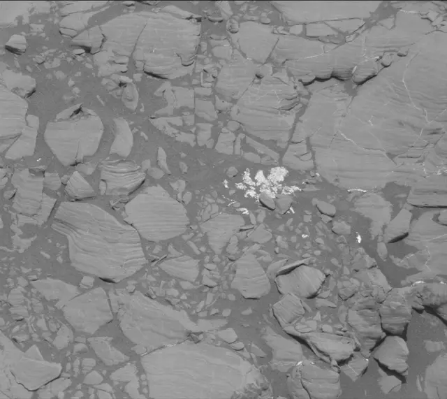 Sol 1812: Mast Camera (Mastcam)