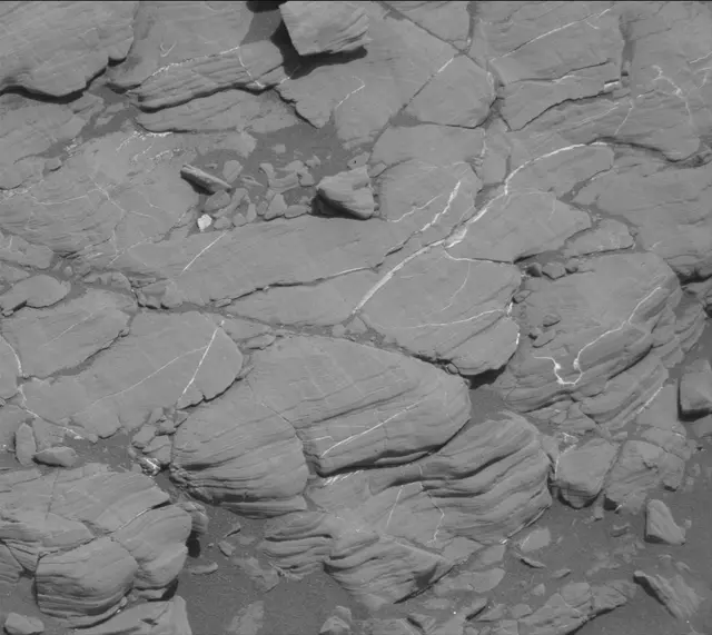Sol 1812: Mast Camera (Mastcam)