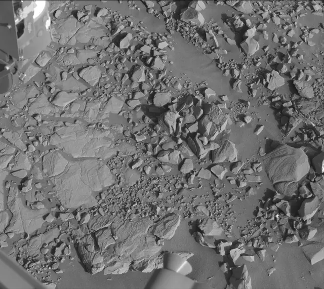 Sol 1814: Mast Camera (Mastcam)