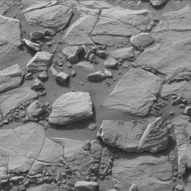 Sol 1814: Mast Camera (Mastcam)