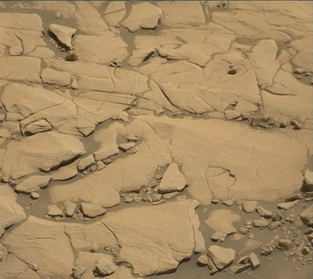 Sol 1816: Mast Camera (Mastcam)