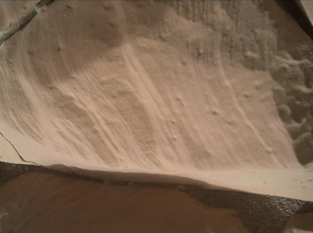 Sol 1816: Mars Hand Lens Imager (MAHLI)
