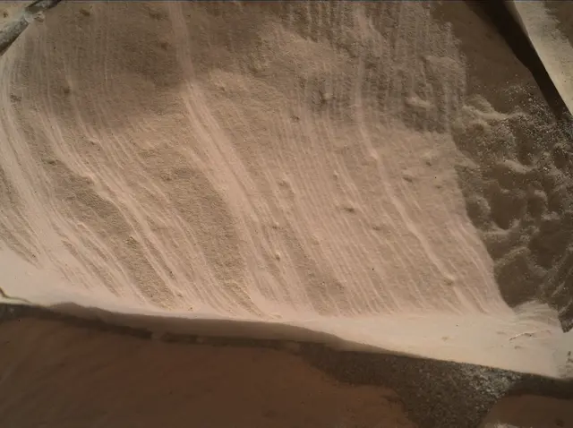 Sol 1816: Mars Hand Lens Imager (MAHLI)