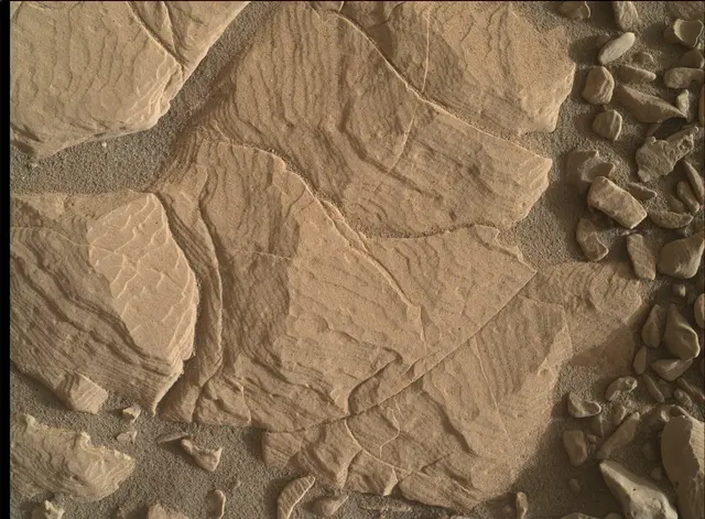 Sol 1816: Mars Hand Lens Imager (MAHLI)