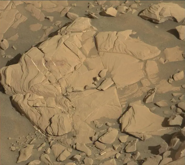 Sol 1818: Mast Camera (Mastcam)