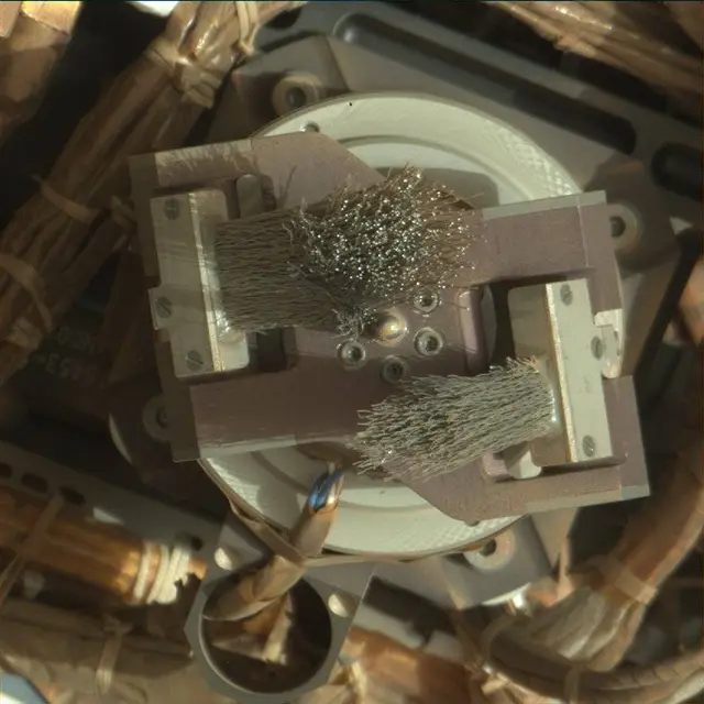 Sol 1818: Mast Camera (Mastcam)