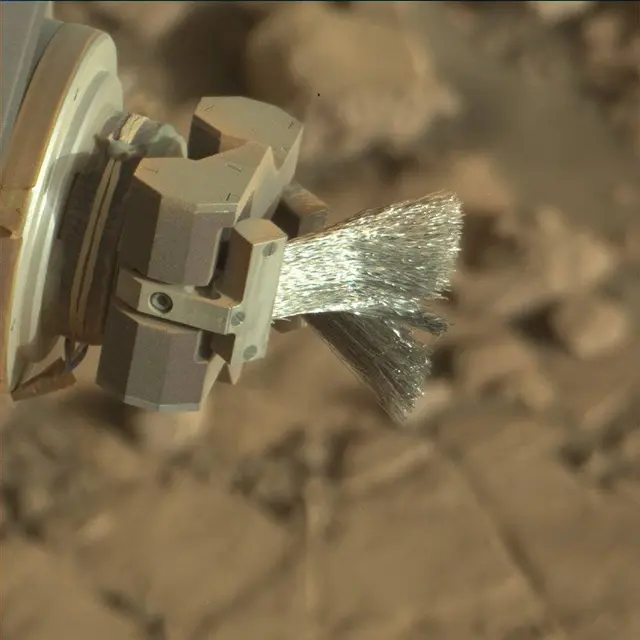 Sol 1818: Mast Camera (Mastcam)