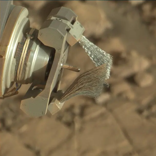Sol 1818: Mast Camera (Mastcam)
