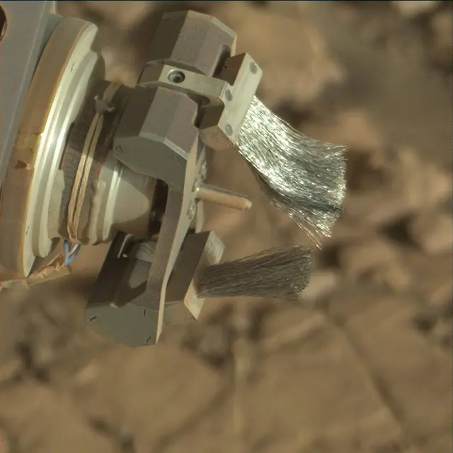 Sol 1818: Mast Camera (Mastcam)