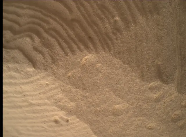 Sol 1818: Mars Hand Lens Imager (MAHLI)