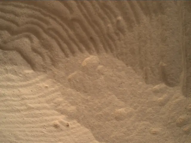 Sol 1818: Mars Hand Lens Imager (MAHLI)