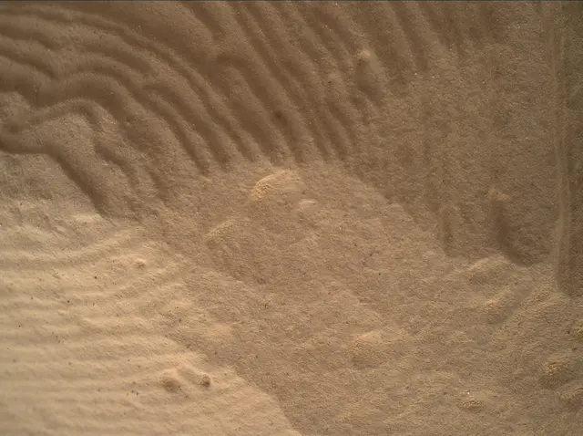 Sol 1818: Mars Hand Lens Imager (MAHLI)