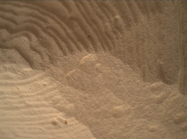 Sol 1818: Mars Hand Lens Imager (MAHLI)