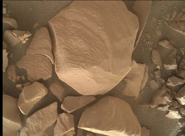 Sol 1818: Mars Hand Lens Imager (MAHLI)