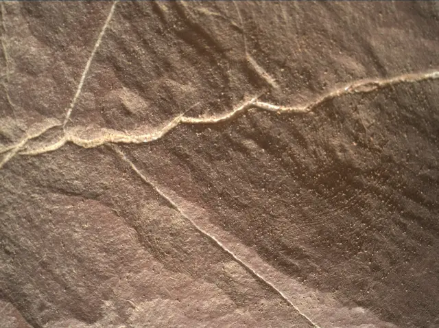 Sol 1818: Mars Hand Lens Imager (MAHLI)