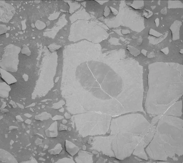 Sol 1819: Mast Camera (Mastcam)