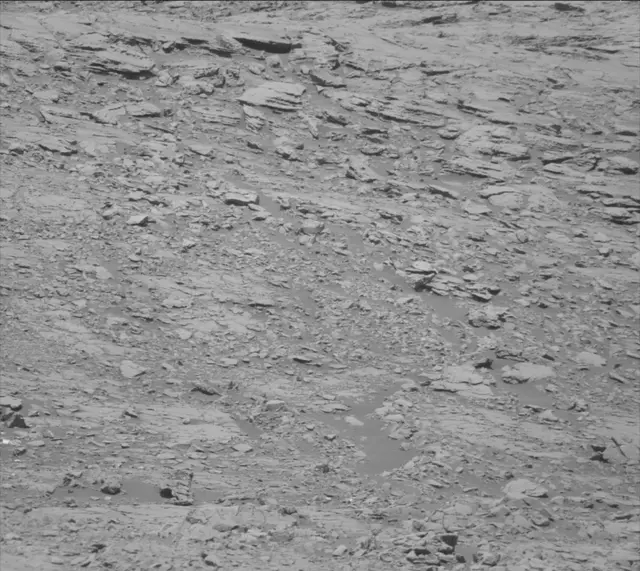 Sol 1819: Mast Camera (Mastcam)