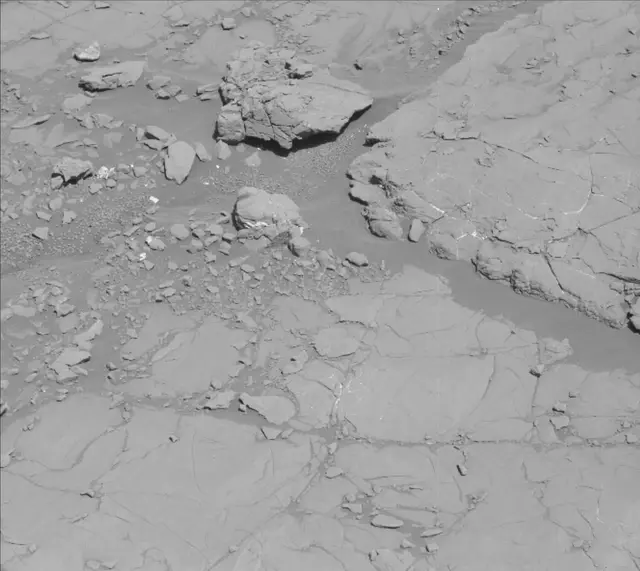 Sol 1821: Mast Camera (Mastcam)