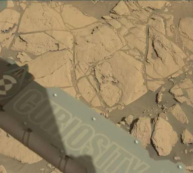 Sol 1822: Mast Camera (Mastcam)