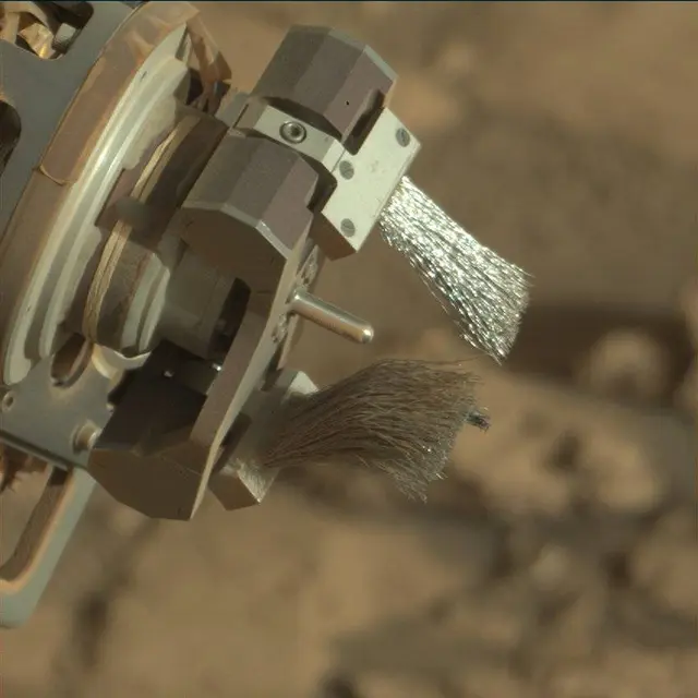 Sol 1824: Mast Camera (Mastcam)