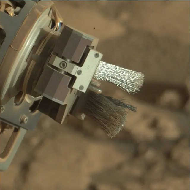 Sol 1824: Mast Camera (Mastcam)