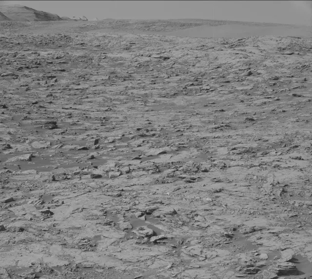 Sol 1825: Mast Camera (Mastcam)