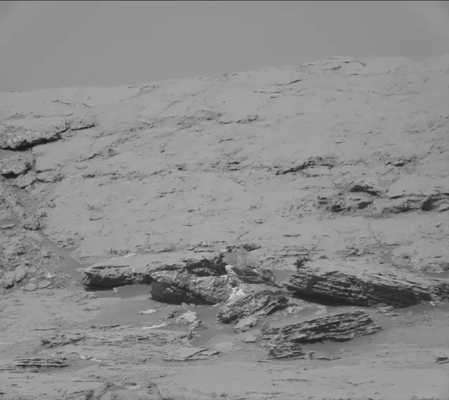 Sol 1825: Mast Camera (Mastcam)
