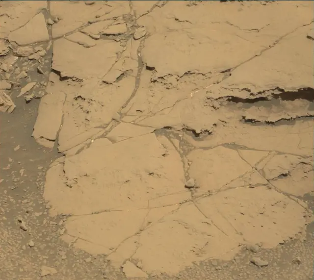 Sol 1827: Mast Camera (Mastcam)