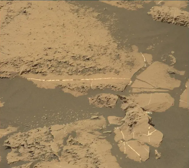 Sol 1828: Mast Camera (Mastcam)