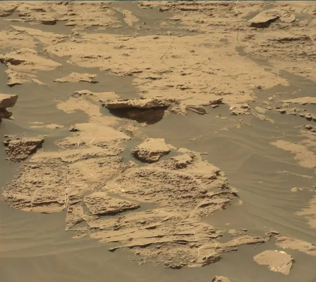 Sol 1828: Mast Camera (Mastcam)