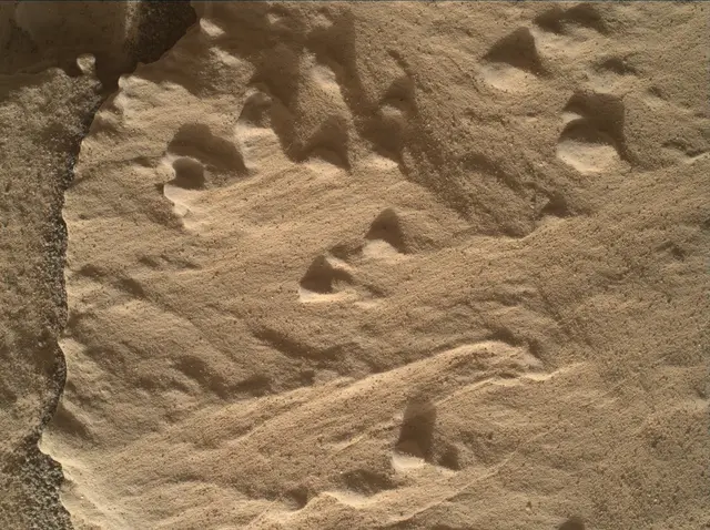 Sol 1828: Mars Hand Lens Imager (MAHLI)