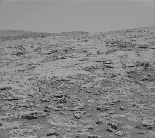 Sol 1829: Mast Camera (Mastcam)