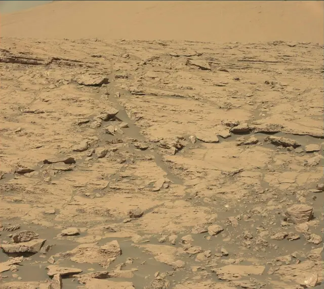 Sol 1829: Mast Camera (Mastcam)