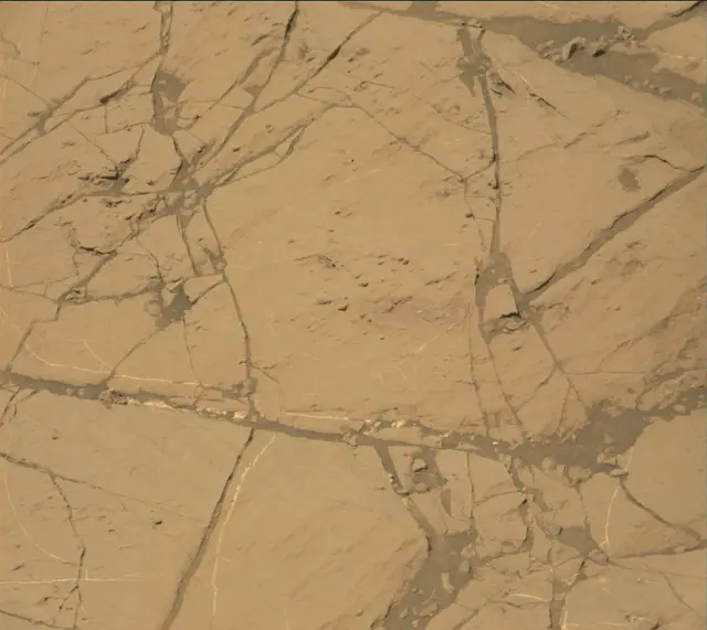 Sol 1829: Mast Camera (Mastcam)
