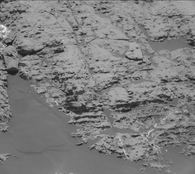 Sol 1829: Mast Camera (Mastcam)