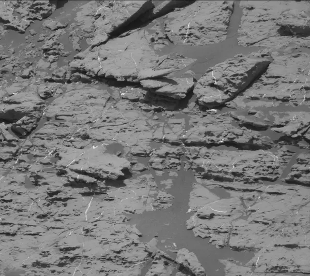 Sol 1829: Mast Camera (Mastcam)