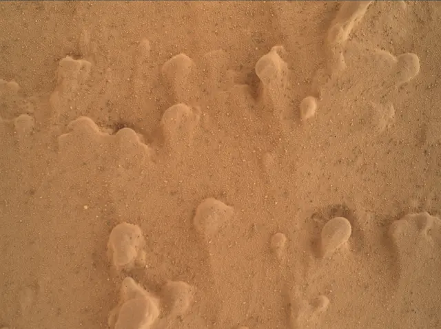 Sol 1829: Mars Hand Lens Imager (MAHLI)